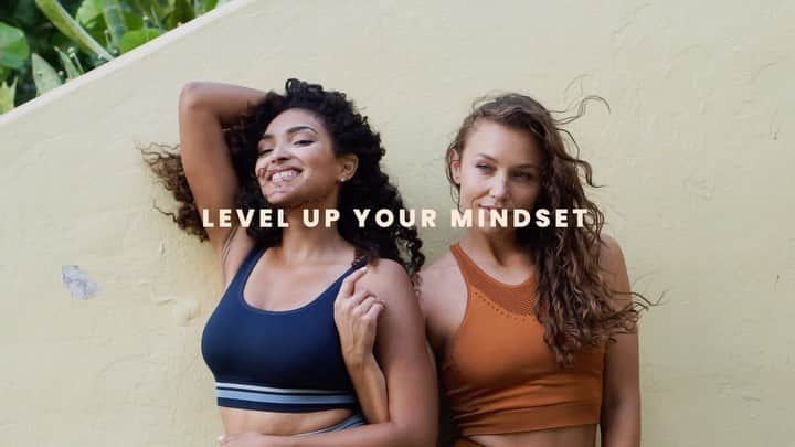 Nicole Mejiaのインスタグラム：「And we’re live!   Link in my bio to signup for our 1/4/21 JUMP start date.🙌🏼  28!” Days of: • daily workouts • daily personal development • plant-based meals  A HUGE THANK YOU to everyone who helped bring this together: To @iambrittanydarrington for the assist on our Kajabi site and course build. You were a dream and a breeze to work with. To @katsanchezz for being a wizard on production and editing. You did the damn thing girl. To @elisanaam of @oozemedia for being a consistent and creative member of our team for almost 4 years. You’ve stuck with us through the ups and downs of evolution and we wouldn’t be where we are today without you. To @amanda_julca for consistently capturing images that showcase the brand’s heart and soul. You are such a light. To @alexiselisa_v for the work you did on the new downloadable nutrition guides. There’s so much creative magic that you added. To @itsgraceelliott for the assist on website, emails, and overall rollout strategy. You are breathing fresh life into our brand and the way we approach it. To @bekindtothemind for pouring into and holding space for the community in such a beautiful way. I know the resources you’ve provided will help our members focus on their mental health. To all the beautiful women who joined in the @lulyapp shoot: @yadacissej @daniela_lujan @_myramartinez @itsgraceelliott @bekindtothemind @noelle_m @lesleygiselle_ @katsanchezz @this_wholeveganlife @ale.lujah @elisanaam. Thank you for being part of bringing the vision to life! 🧡 And last but definitely not least, to @noelle_m for being the most badass, versatile, intelligent and efficient partner in the world. You are a powerhouse. I am constantly in awe of the speed at which you work and your attention to detail. You were the engine behind this project upgrade. Grateful is an understatement.🙏🏼  And to our community members over at @lulyapp, thank you all for your support as we’ve grown over the past 1.5 years. I can’t wait for you all to get in there and see the upgrades. This is just the beginning. 🧡 LETS JUMP INTO 2021!」