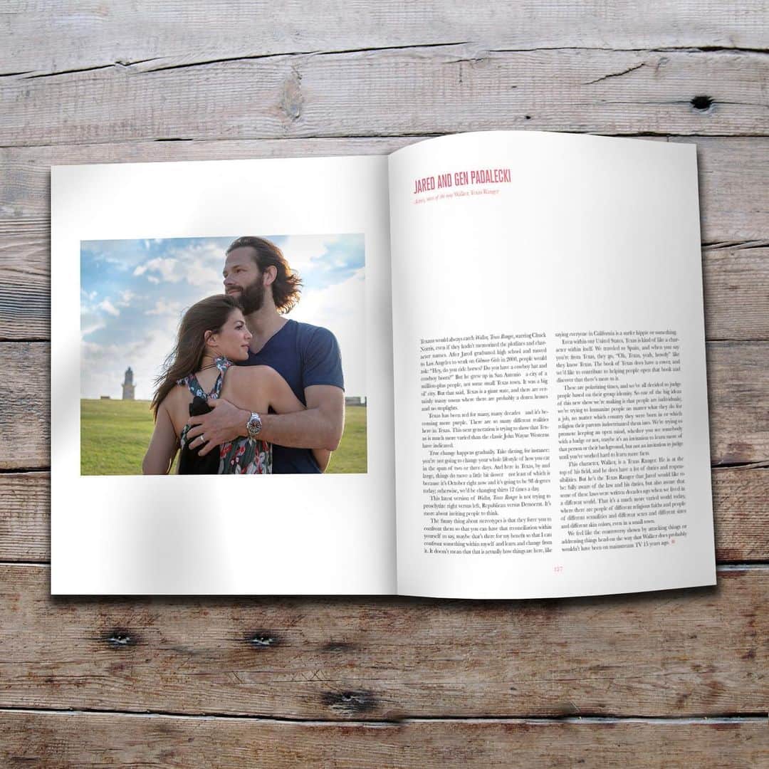 ジャレッド・パダレッキさんのインスタグラム写真 - (ジャレッド・パダレッキInstagram)「@genpadalecki and I are proud to have put the strange in this years @strangersguide - TX edition! You can check them out at: shop.strangers guide.com/product/Texas」12月15日 2時38分 - jaredpadalecki