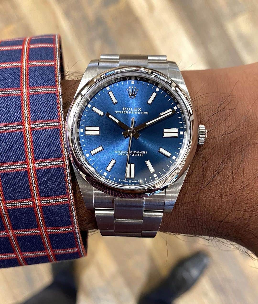 Daily Watchさんのインスタグラム写真 - (Daily WatchInstagram)「Rolex Oyster Perpetual with stunning blue sunray finished dial. Pretty nice watch, right? 👀🔍 Photo by @champsg」12月15日 2時49分 - dailywatch