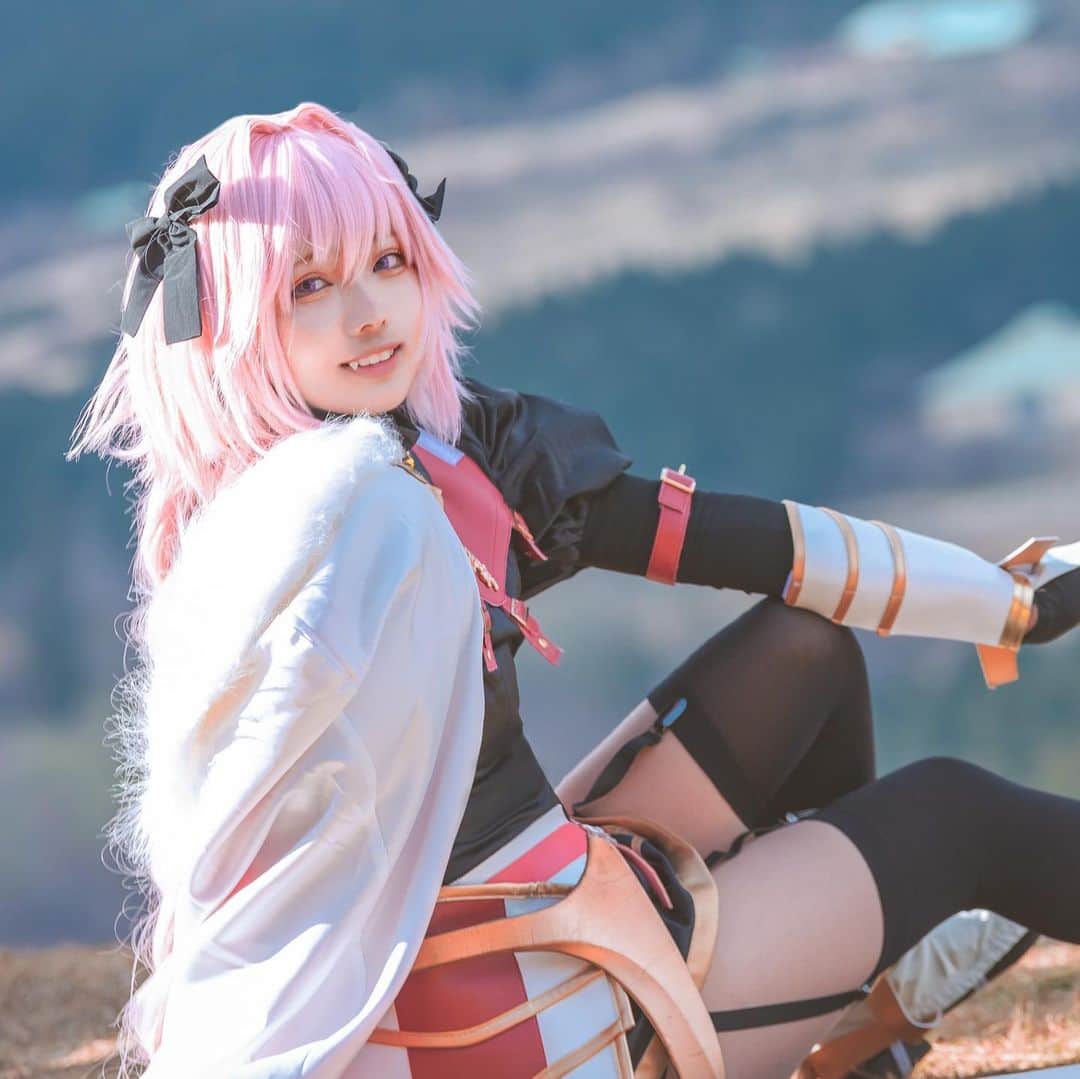 あまにのインスタグラム：「⚔️ ・ ・ ・ ・ #astolfo #fate #cosplay #fgo #fatego #astolfocosplay #cosplayer #アストルフォ #fategrandorder #cosplaygirl #コスプレ #cosplayersofinstagram #コスプレイヤー #fateapocrypha #コスプレイヤーさんと繋がりたい #角色扮演 #japanesegirl」