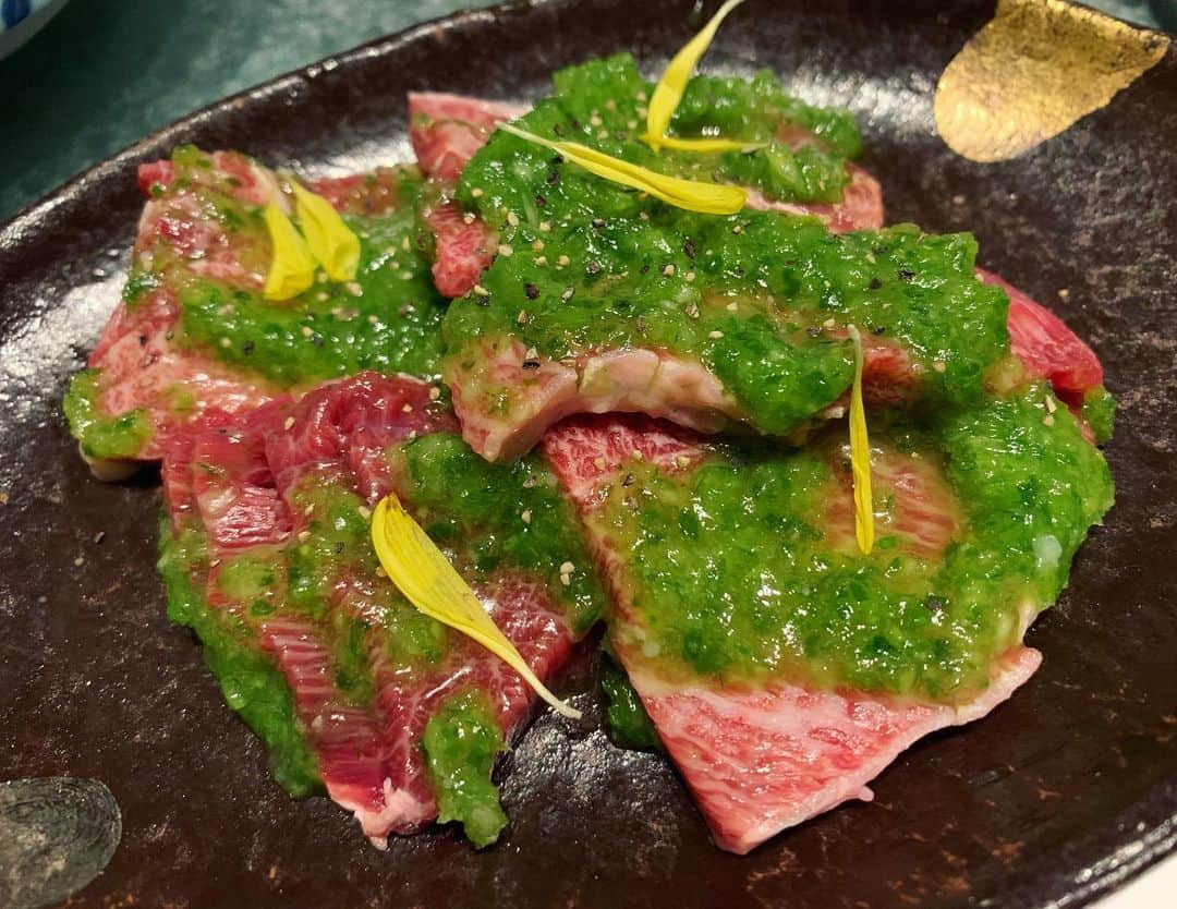 のインスタグラム：「日帰り弾丸京都で弘〜🐰💖  タレが好みの焼肉屋さん😇😋  #コンセプトカフェ#カフェ#コンカフェ#メイドカフェ#可愛い#プティパルフェ#コスプレ#住吉#アールズカフェ#錦#キャバクラ#名古屋#YouTube##17LIVE#TikTok#京都#焼肉#京都#弘#先斗町」