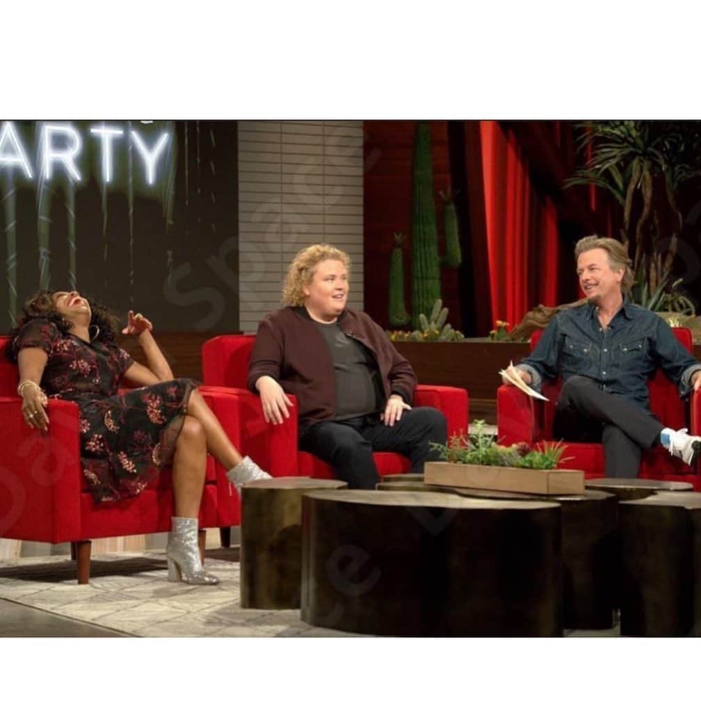 デヴィッド・スペードのインスタグラム：「#thenetflixafterparty streaming now.」
