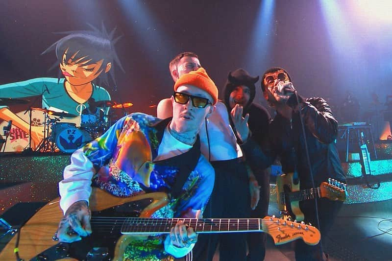 Gorillazさんのインスタグラム写真 - (GorillazInstagram)「Tickets are now available to re-live the extravaganza that was #SONGMACHINELIVE 📺 gorill.az/ondemand Available for a limited time only! ⌛  @slaves @slowthai @therealkano」12月15日 4時21分 - gorillaz