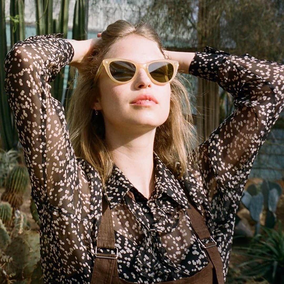 ジーエルシーオーのインスタグラム：「California tans are still free 🌞」
