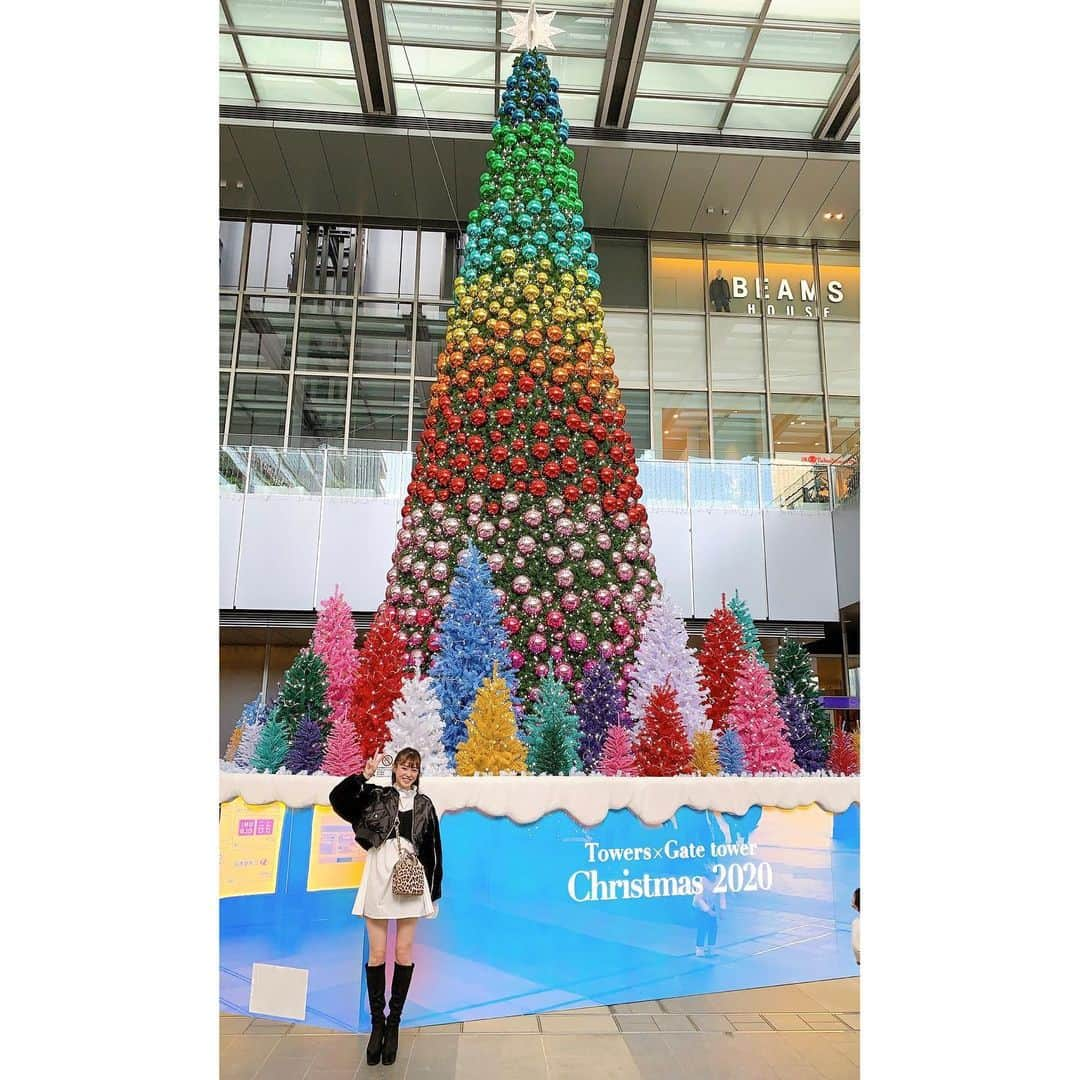 橘香恋さんのインスタグラム写真 - (橘香恋Instagram)「おはようございます❤︎﻿ ﻿ 前回の投稿に﻿ イイネとコメントありがとうございます☺﻿ ﻿ ﻿高くてキレイな クリスマスツリーでした🎄✨ ﻿ ここ1年ずっと ぐらんぱる公園に行きたい‼︎ ﻿変わった自転車漕いでみたいんです❣︎ ﻿1日中笑って過ごせそう🤗」12月15日 5時45分 - karen_du_ub