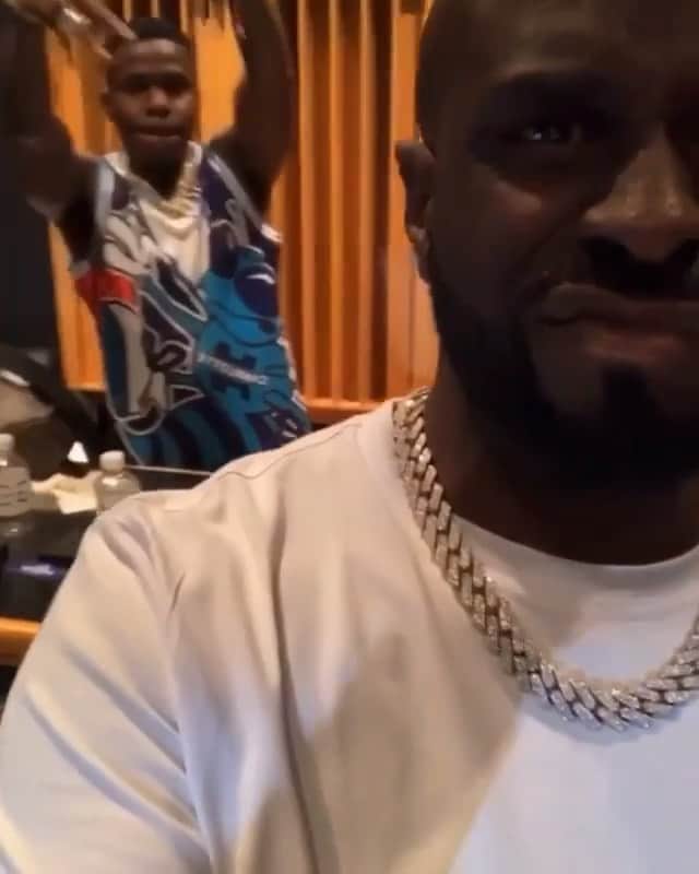 ファンクマスター・フレックスのインスタグラム：「ALBUM SNIPPET: @FUNKFLEX X @DABABY X @STUNNA4VEGAS : PRODUCED BY: @smashdavid x Big Tuh!!!!! VIDEO SHOT 🎥@juganot @billiondollarbabyentertainment   I appreciate all the love from artist that now wanna be on the project! BUT @dababy @stunna4vegas @richdunk_lok @toosii2x (who I got a street corner smash with)  @arnoldltaylor @joiemanda was one of the first people (along with @polo.capalot x @nlechoppamusic ) to show me love/correct my mistakes/share knowledge! I’m with y’all till the wheels fall off! Y’all didn’t have to buy y’all did! Love! (Ok enough mushy stuff)   WHO ELSE DO I NEED ON MY ALBUM?  100% INDEPENDENT @INFLEXWETRUST FILMS AND  RECORDS!!!!  IM SIGNED TO THE LABEL I OWN!!!!!  FUNKFLEX : SESSIONS PART ONE - March 2021  FUNKFLEX : SESSIONS PART TWO - August 2021  FUNKFLEX : IFWT PART ONE - December 2020  FUNKFLEX : IFWT PART TWO - June 2021  SONGS COMPLETED SO FAR:  @50cent  @postmalone  @dababy x @stunna4vegas x @richdunk_lok  @artisthbtl x @donqhbtl x @trapmannyhbtl  @fivioforeign_8fs  @donqhbtl x @42_dugggg  @iamj.i  @liltjay  @42_dugggg  @machinegunkelly  @lilbaby_1  @realpopsmoke  @lildurk  @lilyachty x @lildurk  @kodakblack x @22gzofficial  @juicewrld999  @polo.capalot  @daveeast  @nlechoppamusic @torylanez  @davidoofficial x @iamj.i  @myketowers  @russ @mulatto  @nolimitherbo @fettywap1738 x @remyboymonty1738 @toosii2x  @djdayvi x @fivioforeign_8fs  @tyga  @kingvonfrmdao  @hoodcelebrityy  @joshxantus  @richthekid  @rotimi  @jakepaul @jaydayoungan  @pontiacmadeddg  @reasontde  @24kgoldn  @lilmosey  @erick_sermon @pmd_mic_doc x @djdiamondtheartist  @internetmoneyrecords x @thetaztaylor x @birdmanzoe  @snf.jt  @fredobang  @tylayaweh  @youngcostamado x @tdott_woo  @blocboy_jb  @sosageek_  @147calboy @staysolidrocky  @tr」