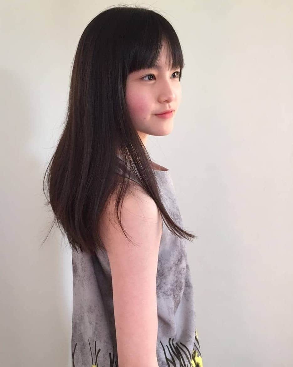 丸本凛のインスタグラム：「ふたご座流星群では２つ見れた～🌠 願い事をする時間はありませんでした、、。笑😥  #photooftheday#instagood#instamood#季節はずれ#ワンピース#15歳#ファッション#革命#勇気」