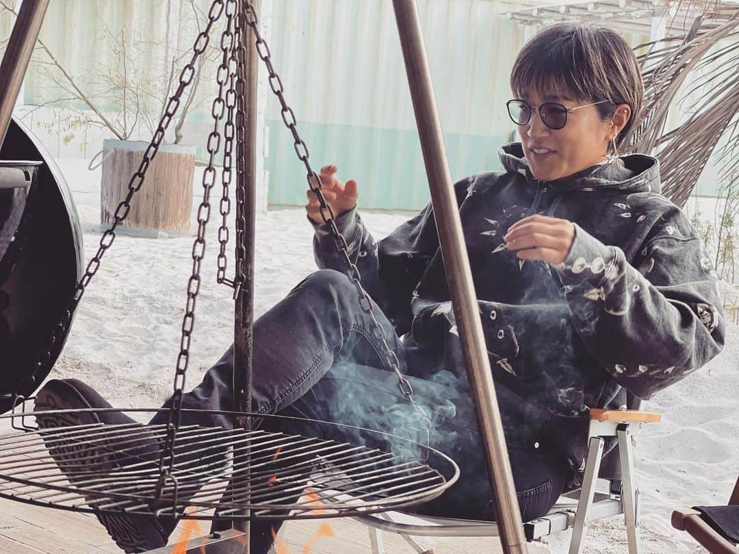 藤本麻子さんのインスタグラム写真 - (藤本麻子Instagram)「. オレのおふしーずん🧒🏼🤍 #BBQ🍖 うぃず、みっすー オレのくだらん投稿シリーズ第２」12月15日 16時25分 - aako528