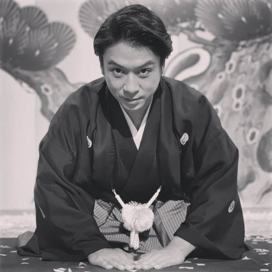 大川良太郎さんのインスタグラム写真 - (大川良太郎Instagram)「お問い合わせの多かったディナーショーですが「小泉たつみ座長」「小泉ダイヤ座長」「大和みずほ座長」「大川良太郎」でやらせてもらう運びとなりました。よろしくお願い致します😌😌😌コロナに負けるなの心。」12月15日 16時42分 - gekik9_ryotaro