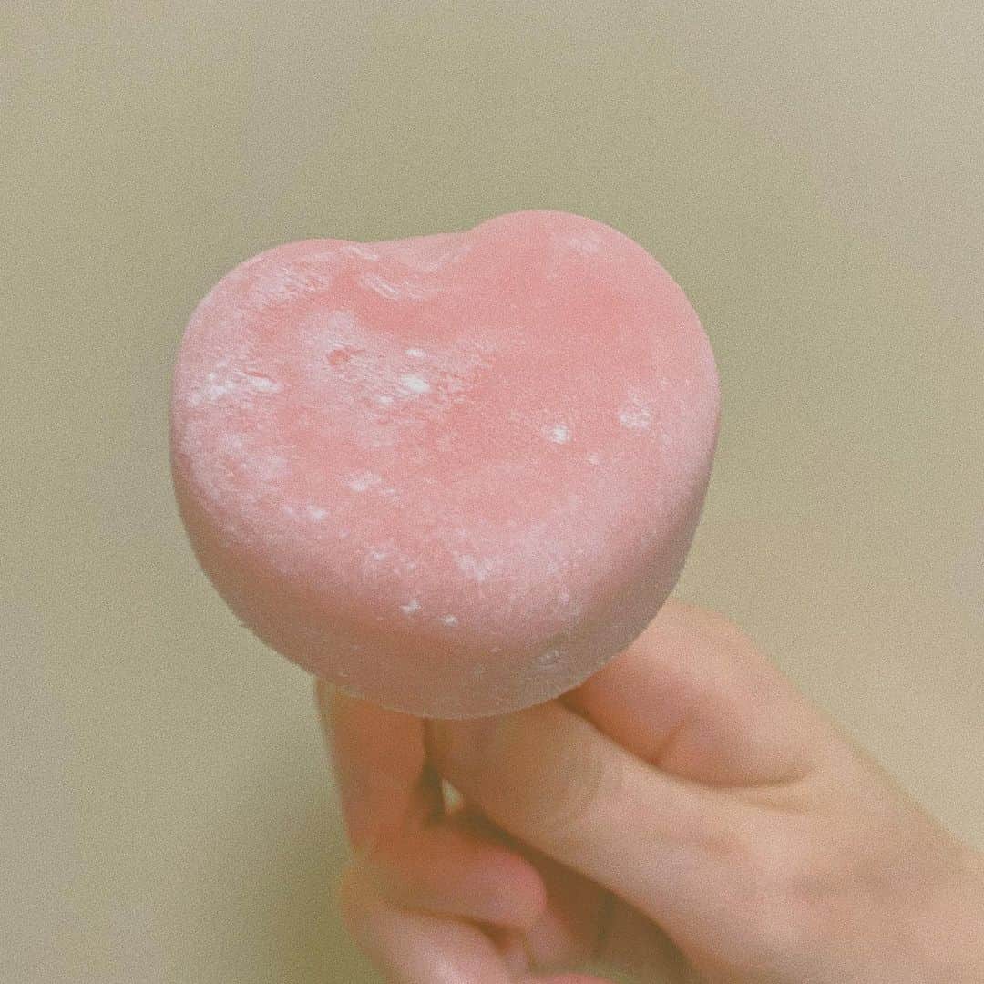 のインスタグラム：「可愛いッo(^_-)O #❤️ #雪見だいふく」
