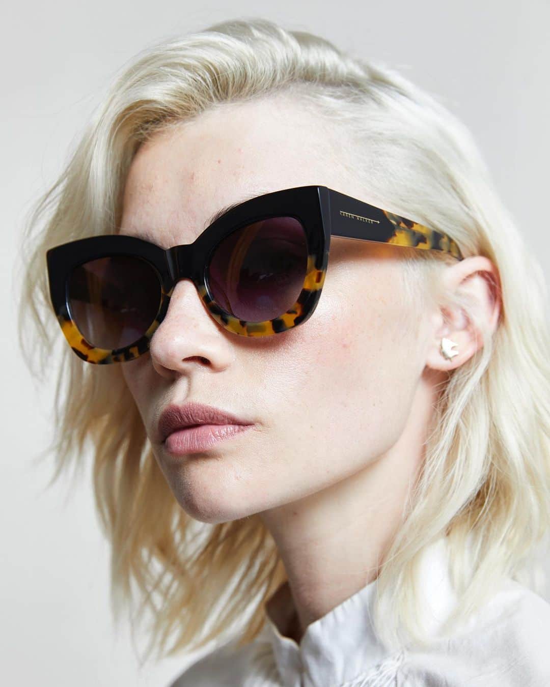 のインスタグラム：「Becky wears ‘Northern Lights’ now in Black/Crazy Tort.」
