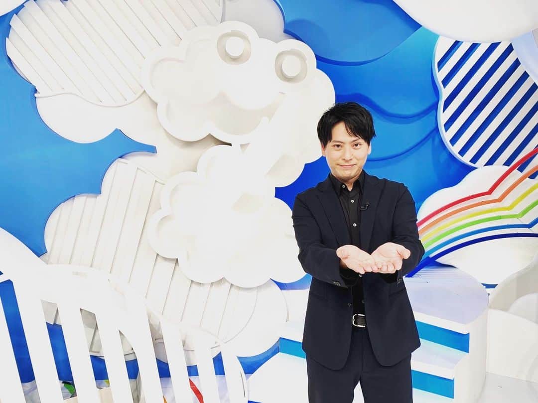 のインスタグラム：「今日は寒いですね😵❄️ 皆さん体調には気をつけてください！ZIP!!ありがとうございました😊🌈 #zip」