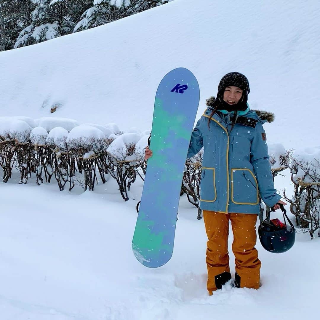 上田ユキエさんのインスタグラム写真 - (上田ユキエInstagram)「シーズン初滑り🏂、First ride of the season ❄️ @k2.snowboarding @billabongwomensjp @minowa_ski」12月15日 8時59分 - yukie_ueda