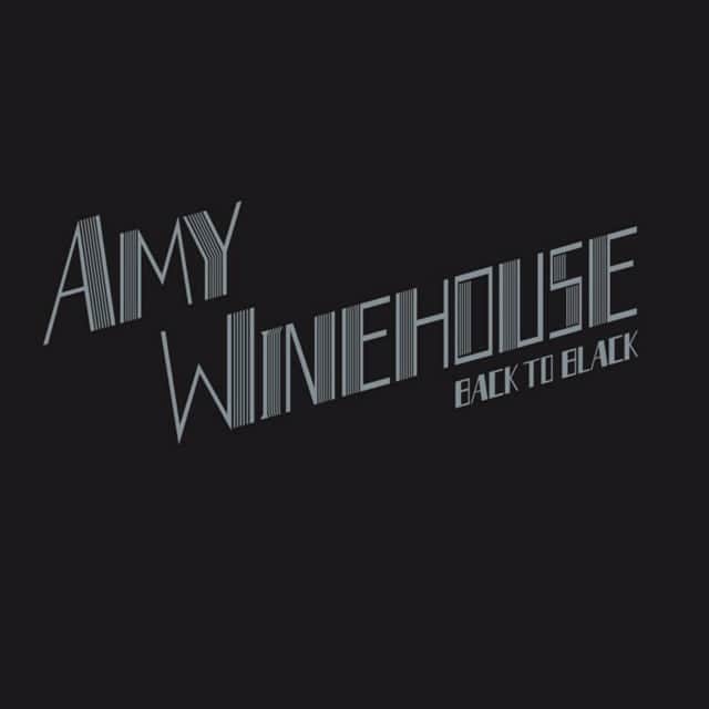 坪田塁のインスタグラム：「﻿ Amy Winehouse﻿ Monkey Man﻿ Back To Black﻿ #nowplaying🎧﻿」