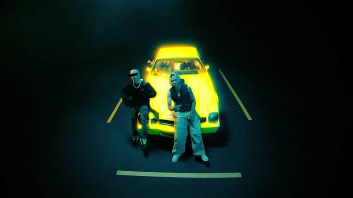 ヤンデルのインスタグラム：「Dale play en @Youtube #PonmeAlDia #Yandel + @JhayCortez (link on bio)」