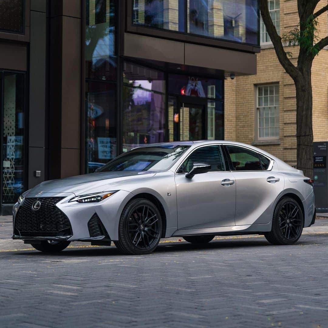 Lexus USAのインスタグラム：「Indelible bonds between driver and machine made daily. #LexusIS F SPORT」