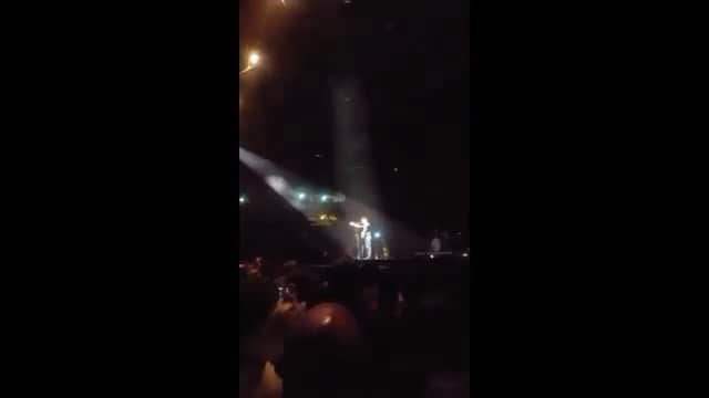 ブライアン・アダムスのインスタグラム：「Singing “Christmas Time” somewhere. Thank you to @doerte.schmock for the video #bryanadamschristmastime」