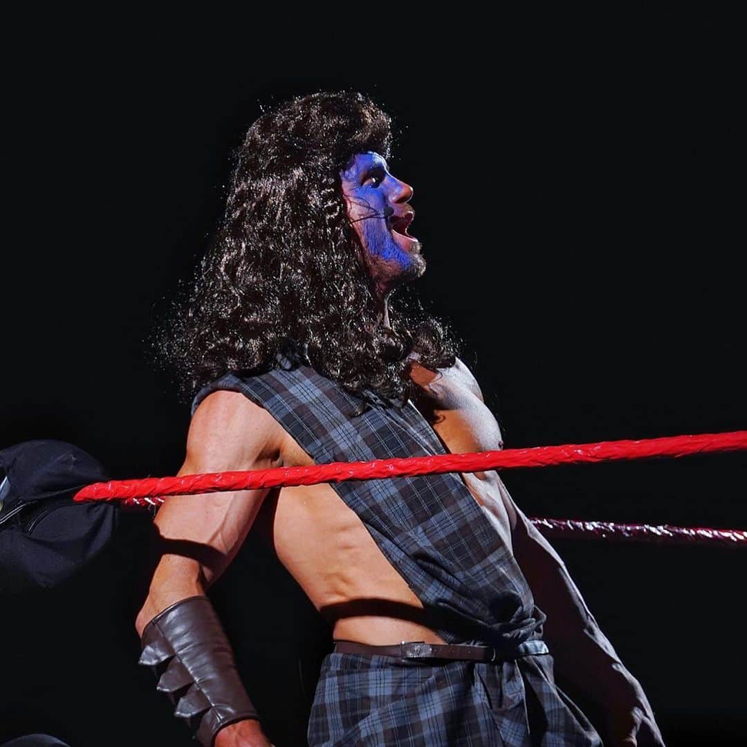 WWEさんのインスタグラム写真 - (WWEInstagram)「Will this “nightmare” be @dmcintyrewwe’s fate at #WWETLC? @ajstylesp1 @mikethemiz @johnhennigan」12月15日 10時15分 - wwe