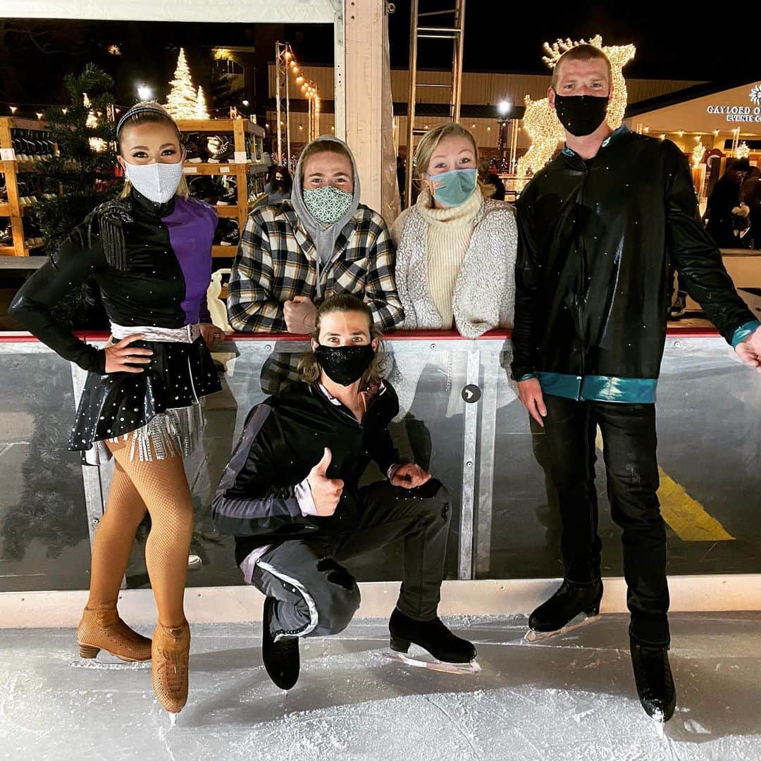 ティモシー・ドレンスキーのインスタグラム：「Freedom cast 28 reunion! Thanks @tskate13 and @thull9 for coming to visit!」