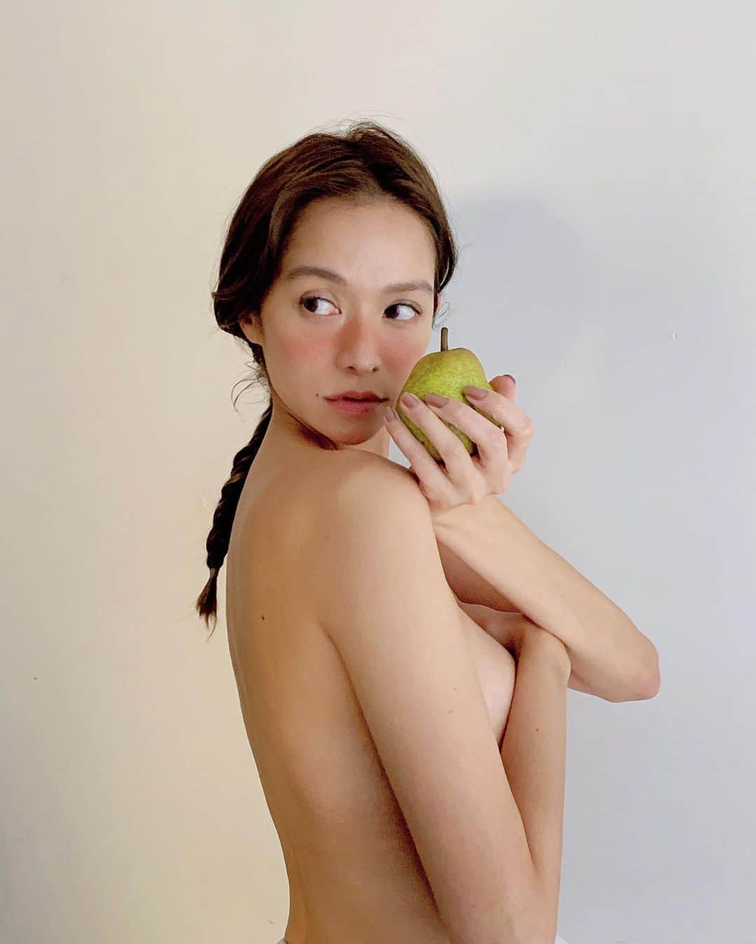 のインスタグラム：「🤍」