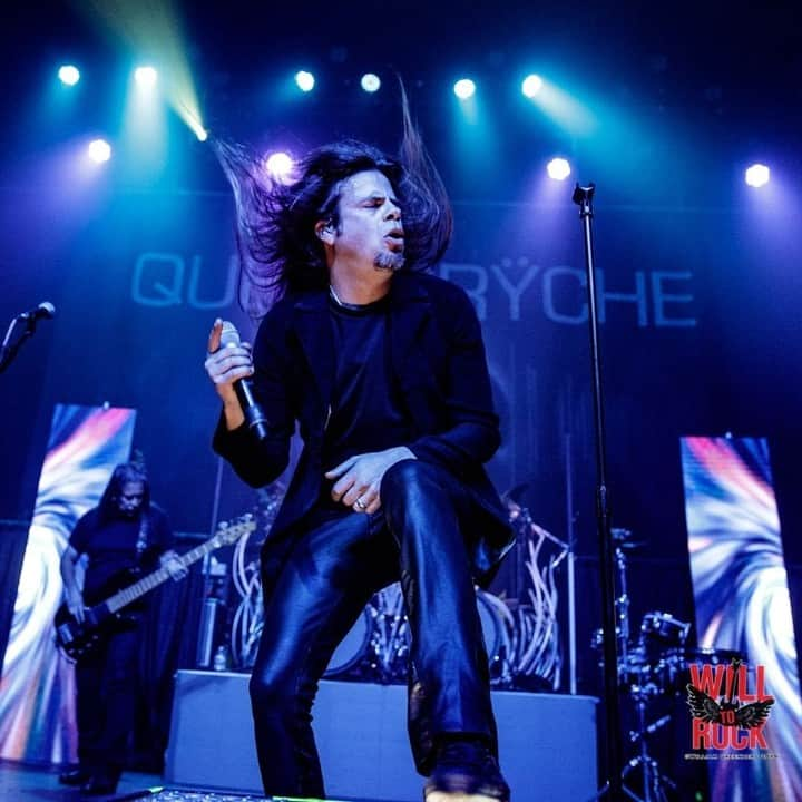 Queensrycheさんのインスタグラム写真 - (QueensrycheInstagram)「Todd at The Fonda Theater in Hollywood CA (photo credit WillG of WillToRock) #queensryche #california #toddlatorre #thevoice #leadvocalist #leadsinger #singersongwriter #drummer #guitarplayer #talentedmusician #bamf #metal」12月15日 10時45分 - queensrycheofficial