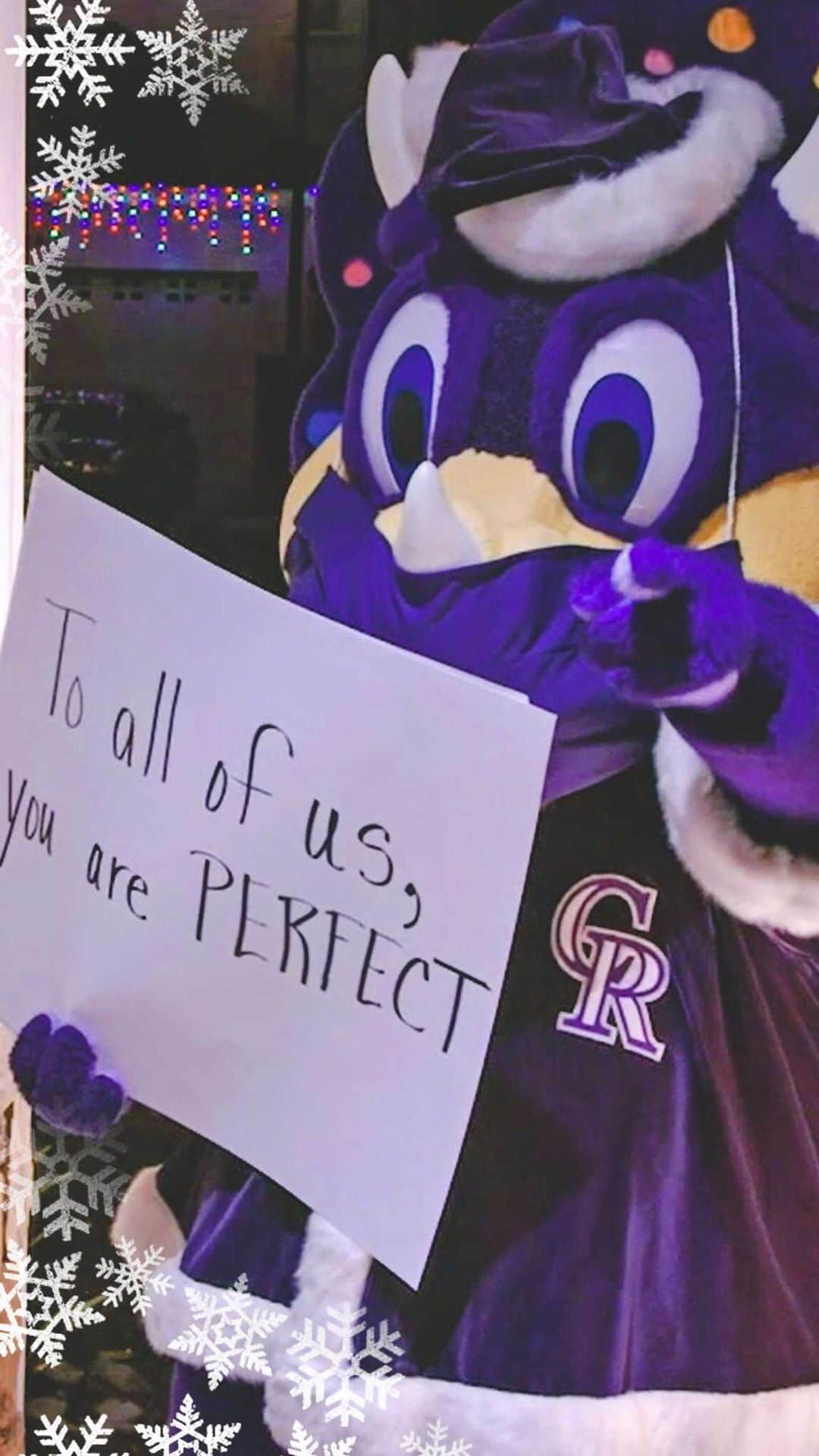 コロラド・ロッキーズのインスタグラム：「To all of us, you are perfect.」
