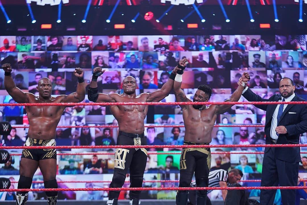 WWEさんのインスタグラム写真 - (WWEInstagram)「Can #TheHurtBusiness bring this dominating momentum to #WWETLC? #WWERaw」12月15日 11時11分 - wwe