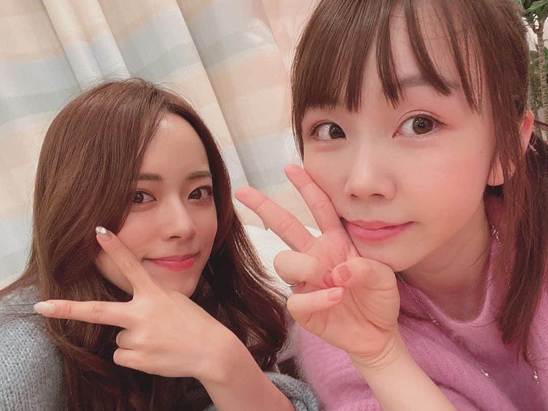 あやなんさんのインスタグラム写真 - (あやなんInstagram)「りささんとお動画撮った♡ ぐへへへへへ 人妻なりささん綺麗度増してた。」12月15日 12時05分 - ayachan_0619