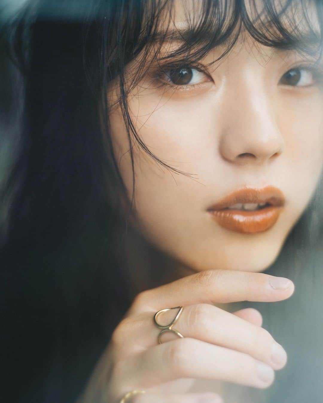 花盛友里のインスタグラム：「Shooting for @ar_magazine  井出上漠ちゃん♡」