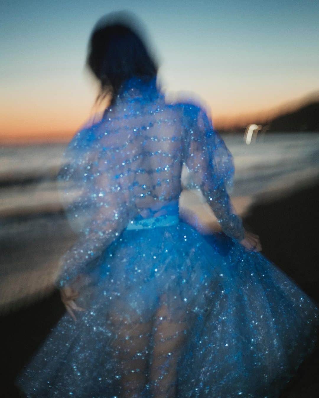 のインスタグラム：「Love @artichoke_me wearing Rodarte’s FW20 Ensemble (ph: @toddccole, styled by: @turnerturner). Now in stores. @netaporter @mytheresa.com #rodarte」