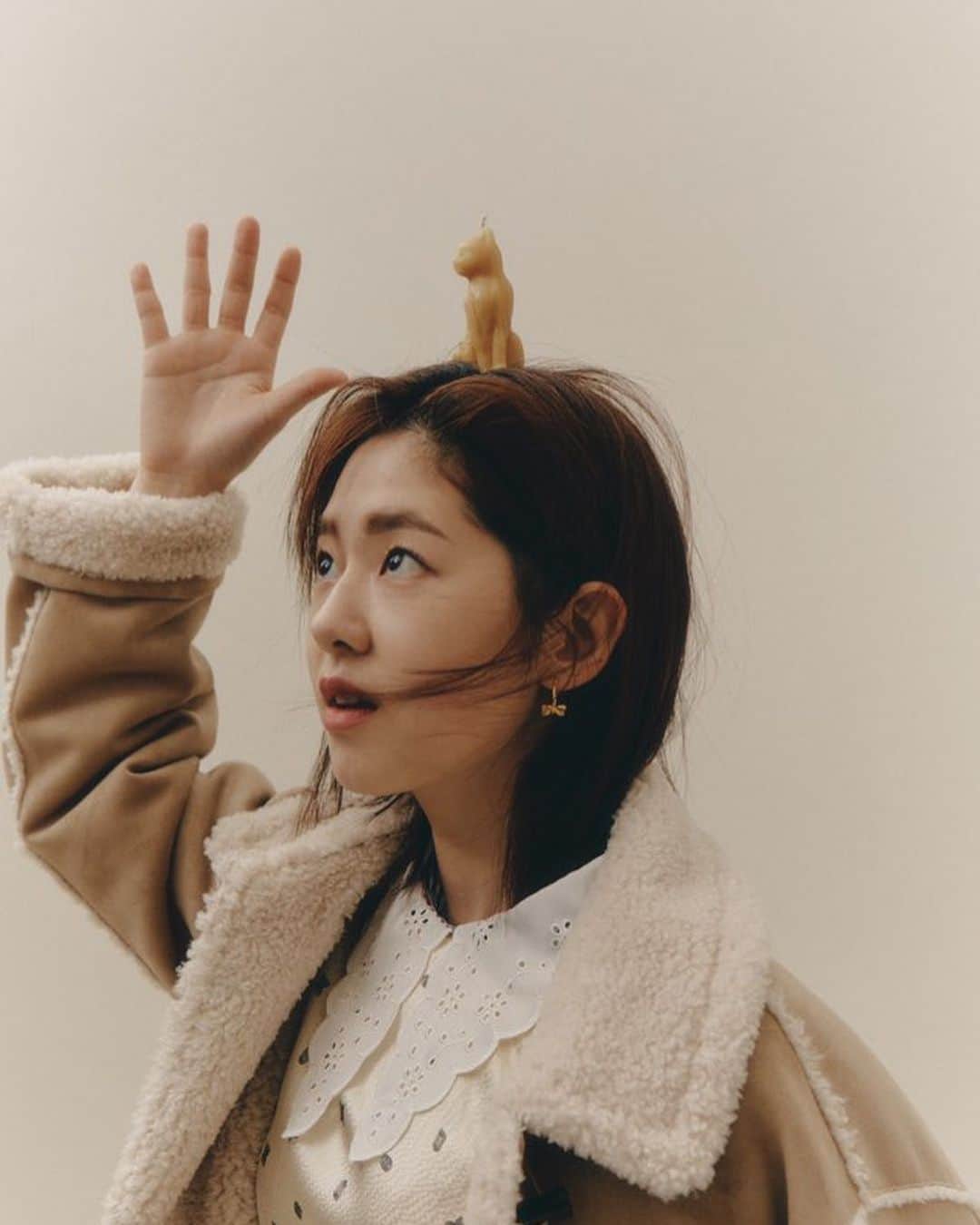 パク・ヘスのインスタグラム：「B컷🤎🖤🤎🖤」