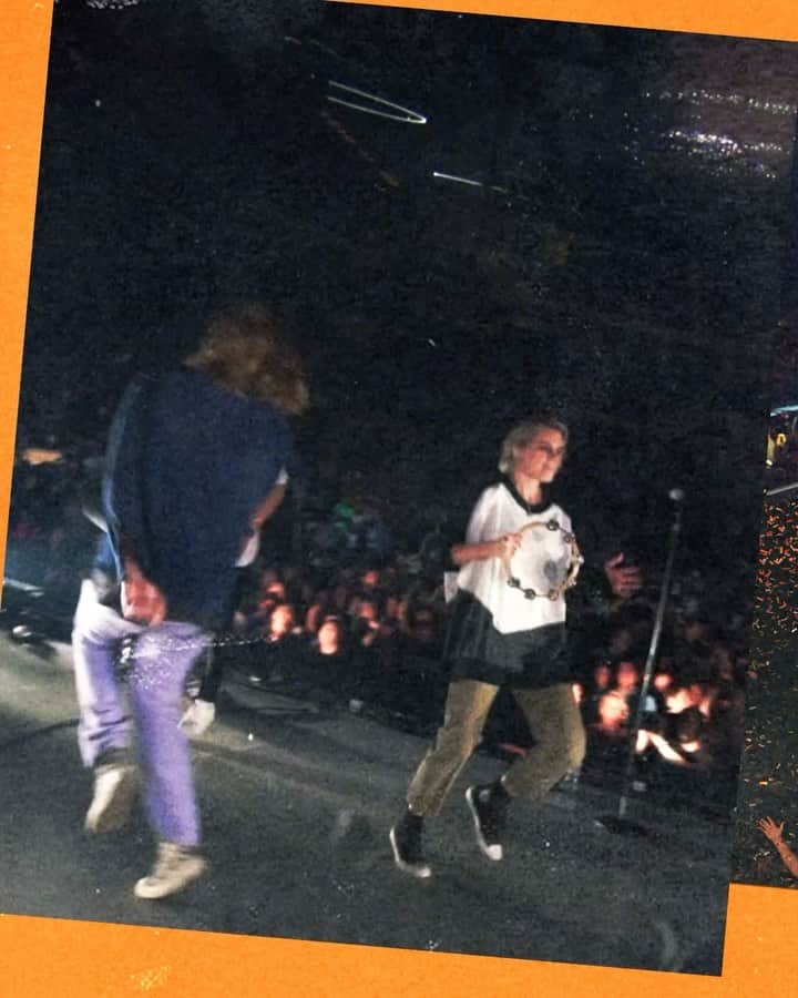 ユナイテッドのインスタグラム：「12 Days of UNITED 🎄— Eleven @tayagaukrodger tambourining」