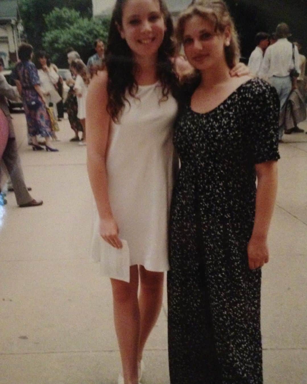 のインスタグラム：「Happy birthday to my best friend @juliettealevy Here we are at 8th grade graduation feeling every inch of ourselves.」