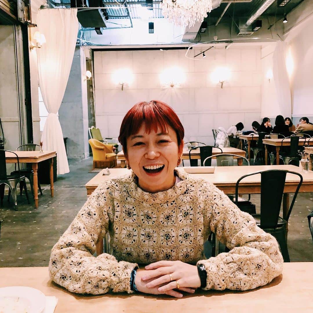 伊藤信子のインスタグラム：「最近、女子高生のように毎日会ってる人😂」