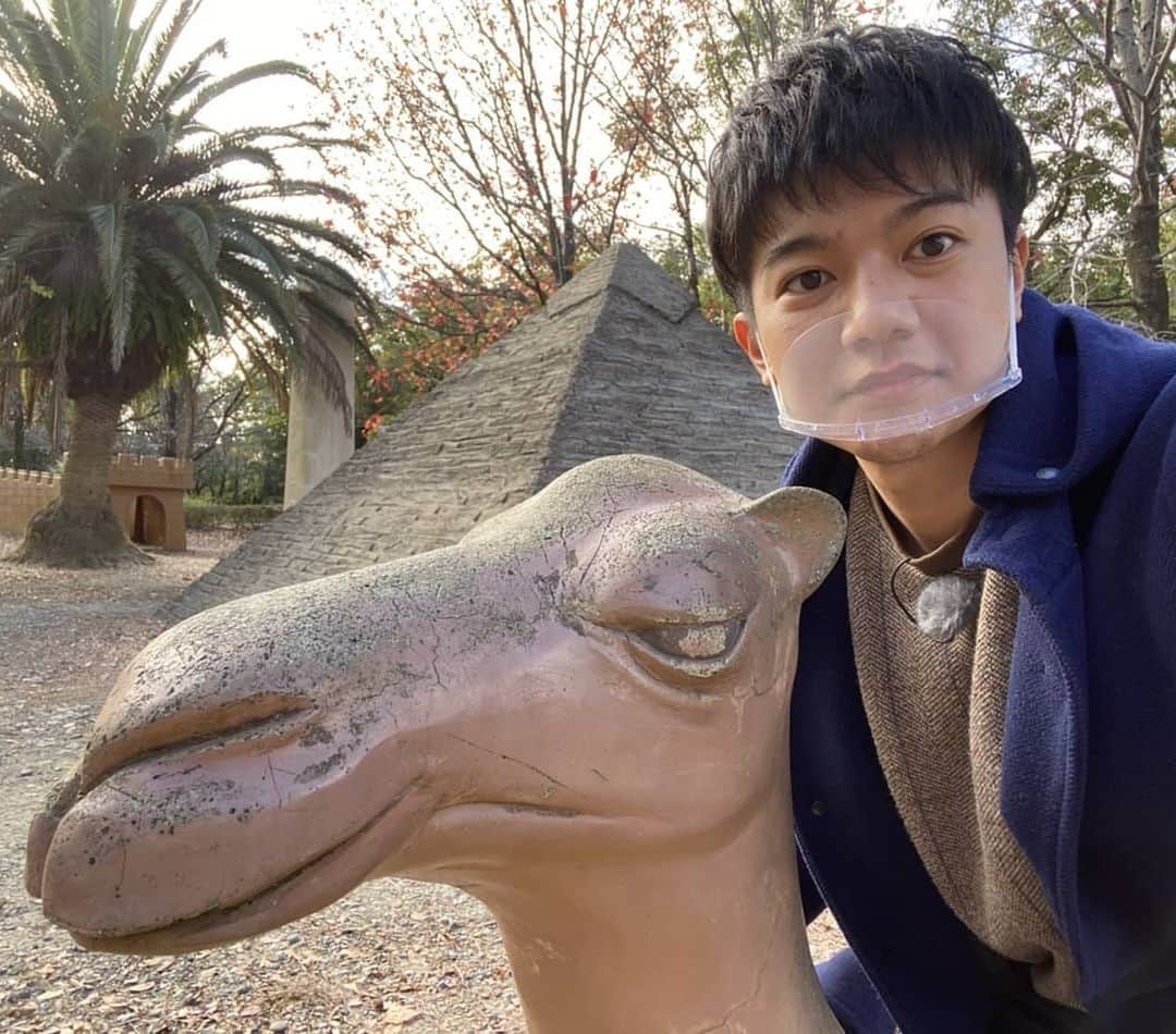 中京テレビ「キャッチ！」さんのインスタグラム写真 - (中京テレビ「キャッチ！」Instagram)「🐪がんばれ先輩奮闘記！  新人アナウンサーががんばっていますが、 もちろん先輩も頑張っています…！！  すっかりいじられキャラとなってしまっている上山アナ…🥺  真顔自撮り、、、📸  ﻿﻿ #ある日の元気くん #放送終わってました #ごめん .﻿﻿﻿﻿﻿﻿﻿﻿﻿﻿﻿﻿ .﻿﻿﻿﻿﻿﻿﻿﻿﻿﻿﻿﻿ .﻿﻿﻿﻿﻿﻿﻿﻿﻿﻿﻿﻿ #ctvcatch 📺『キャッチ！』月～金曜日午後3時48分から生放送﻿﻿﻿﻿﻿﻿﻿﻿﻿﻿﻿﻿ #中京テレビ﻿ #上山元気 .﻿﻿﻿﻿﻿﻿﻿﻿﻿﻿﻿﻿ .﻿﻿﻿﻿﻿﻿﻿﻿ 👀目撃情報などはプロフィールのリンク内『投稿BOX』へ﻿﻿﻿﻿﻿﻿﻿﻿﻿﻿﻿﻿ 🐦Twitter→@ctvcatch」12月15日 13時57分 - ctvcatch