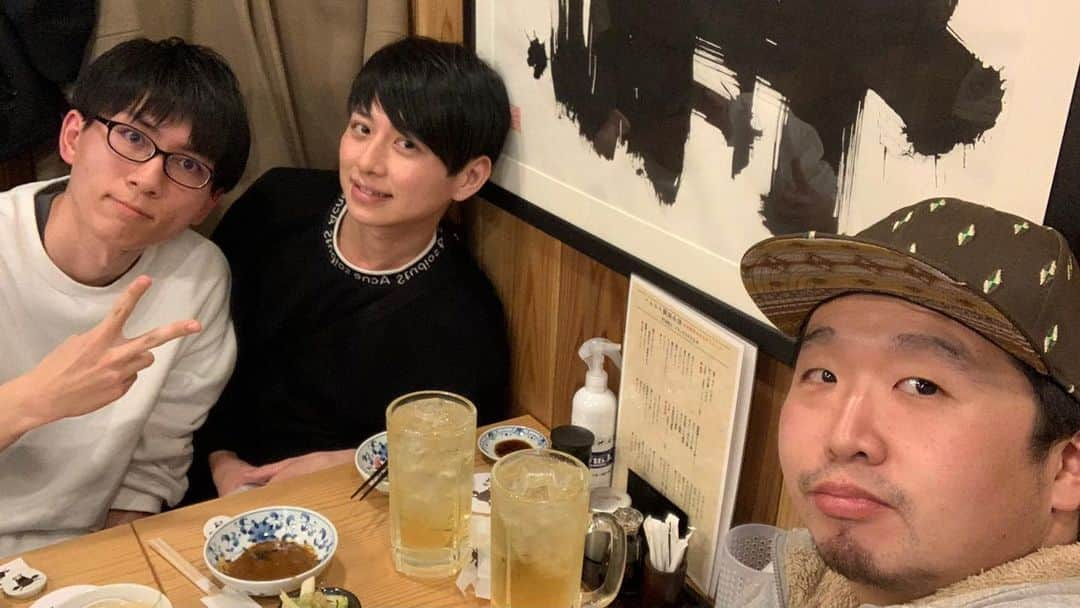 瀬戸口弘樹さんのインスタグラム写真 - (瀬戸口弘樹Instagram)「THE3名様飲み✨  番組で知り合って今は親友✨  また来月も楽しみだ☺️✨  #THE3名様 #仲間　#フレンド　#親友　#飲み　#下町　#門仲　#門前仲町　#牛たん酒場　#ハイボール　#ダイエット　#美容　#美容男子　#瀬戸口弘樹　#バチェロレッテ　#糖質ゼロ」12月15日 14時25分 - hirokisetoguchi