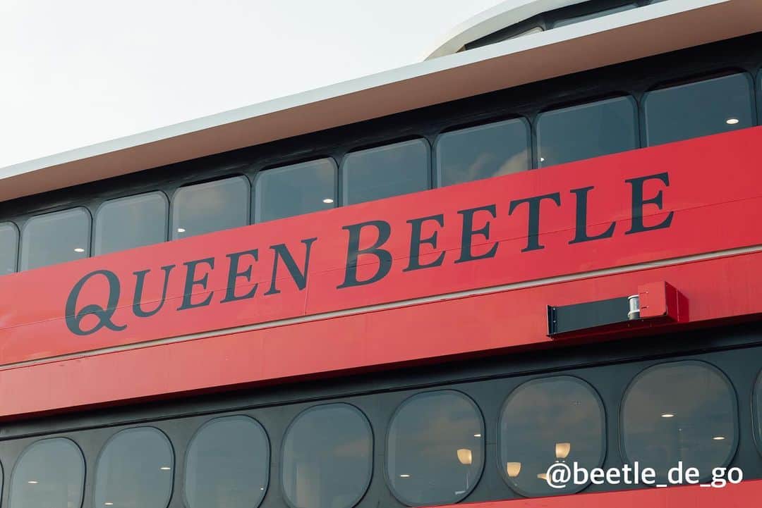 JR九州高速船株式会社のインスタグラム：「. 【QUEEN BEETLE日本到着記念】SNSリポストキャンペーン当選者発表! . . Instagramの利用規約改定に伴い、先日早期に受付を終了したリポストキャンペーンの当選者が決定しました! . Instagramでは、A賞に1名・B賞に3名の方が当選しました＊ 当選された方には公式アカウントよりDMを送付させていただきました ご当選の方おめでとうございます （＊締め切り時点の各SNSの応募人数の割合を基準に当選人数を決定しております） . . 尚、Twitterでは引き続き12月31日(木)まで引用リツイートキャンペーンを実施中です」
