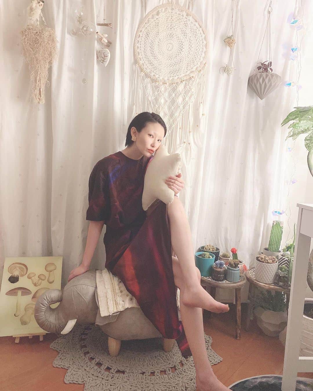 のインスタグラム：「._ 久々に　@mimosa.komazawa YOSA行ってきたよん〜！！！😍  最初は肌がツルツルになり、顔のむくみが取れてスッキリする洗顔(これマジで凄いから)をして、マッサージしてもらって、ヨサターイム！！  私はいつも+500円でつけれるバーニングの方を選択してます！  汗のかく量が尋常じゃなくて終わった後生まれ変わったかのようにスッキリする！！💓😇  私のInstagramを見たと伝えて頂ければ『プレミアムボタニカルコースが¥13800が¥7800になります💕』  是非ダイエットしたい方、美意識高めたい方にはこの効果を味わってみてね❤️ ゆいさんいつもありがとう〜❤️✨._  #mimosa #mimosakomazawa #yosa #detox #diet #ダイエット　#fashion #ミモザ  #yosaparkparkmimosakomazawa」