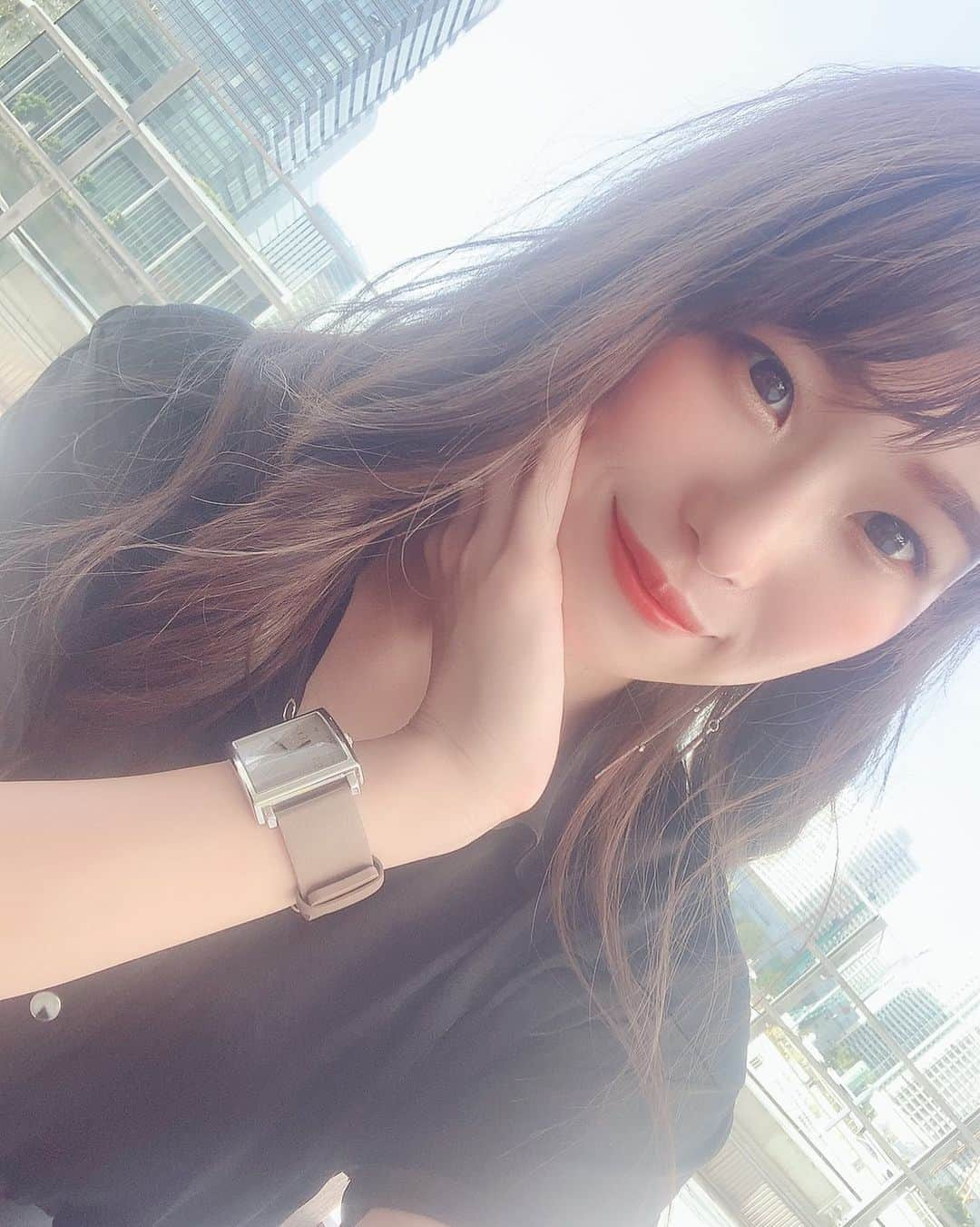 竹本ちえさんのインスタグラム写真 - (竹本ちえInstagram)「・ 夏の地鶏🐔 ・ ・ ・ ・ ・ ・ ・ #hairstyle #hair #longhair ⠀ #japan #japanesegirl ⠀ #selfie #me #tokyo⠀ #instagood #followme ⠀ #instalike #努力工作 #早上好⠀ #自撮り #ヘアアレンジ #前髪 ⠀ #ロングヘア #ミディアム #グレージュ⠀ #スーパーGT #レースクイーン」1月13日 20時44分 - takemoto_rq24