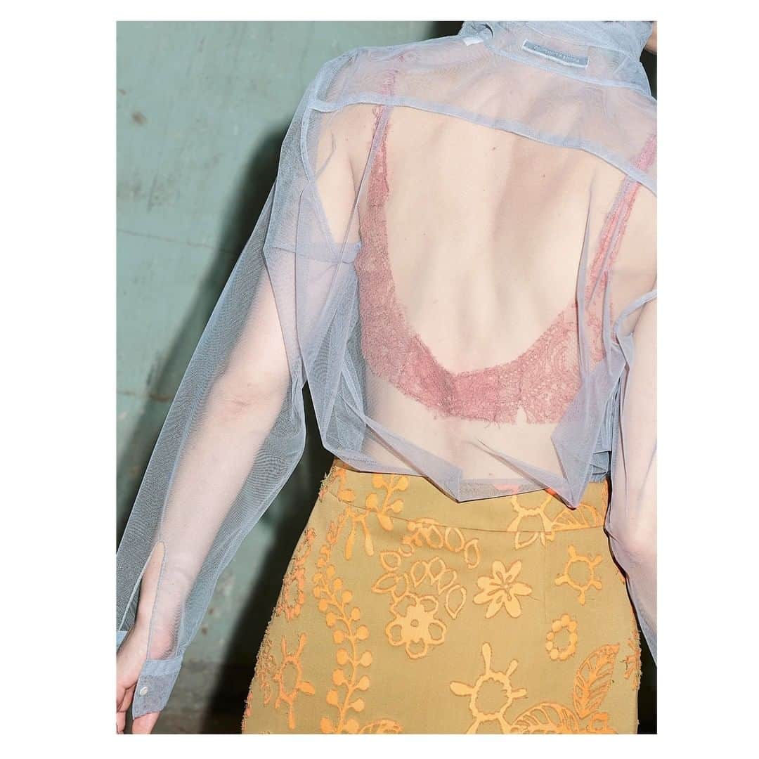 アンドレアポンピリオのインスタグラム：「TULLE AND LACE.  ANDREA POMPILIO SS21 WOMENSWEAR COLLECTION ONLINE NOW  WWW.ANDREAPOMPILIO.IT INK IN BIO  #ANDREAPOMPILIO #LoveMeForeverOrNever #MadeinItaly #womenswear  #comingsoon  #staytuned  #apsupermarket」