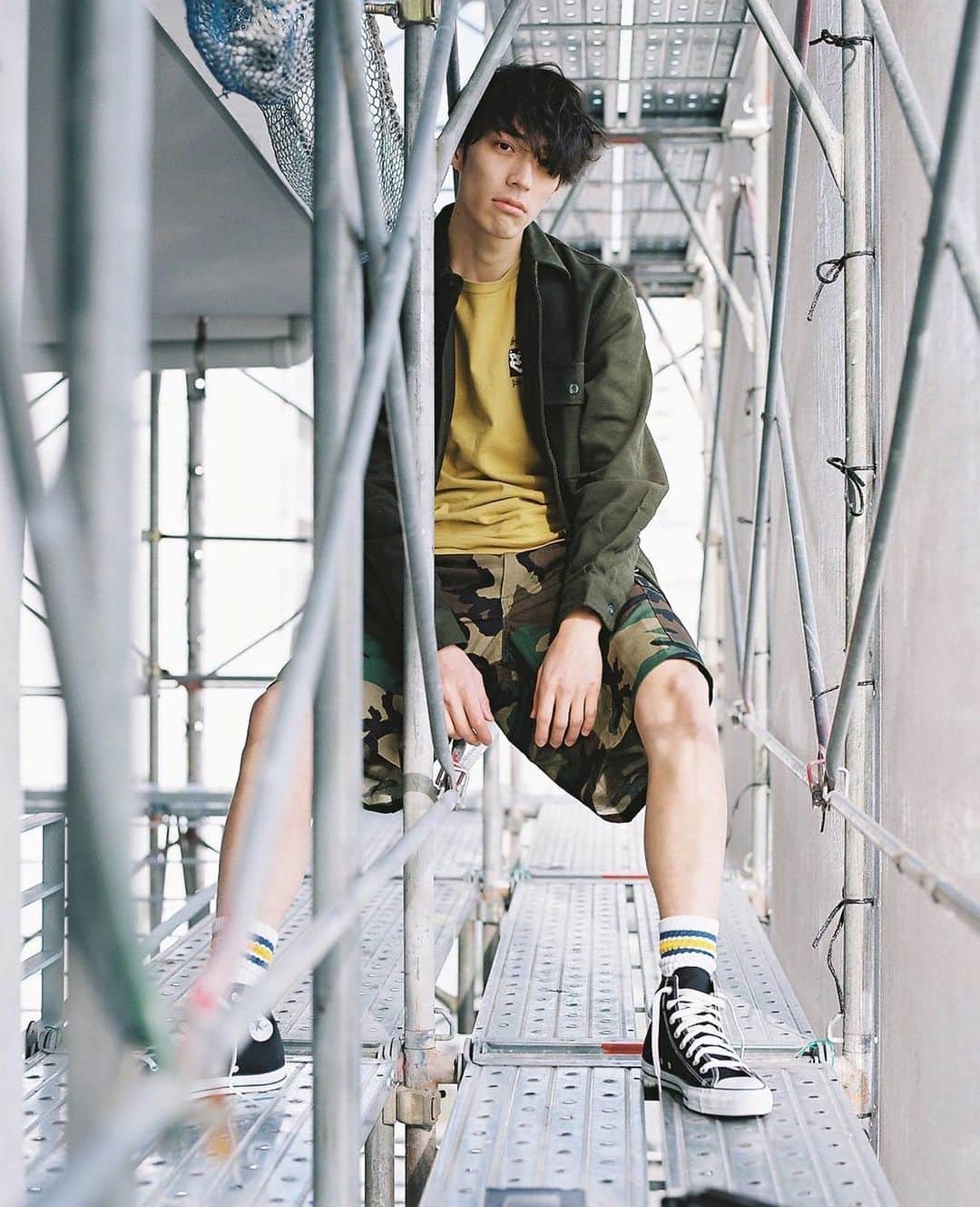 のインスタグラム：「作品撮り。 今年もやっていきたいので、ぜひよろしくお願い致します🙋‍♂️  Photographer&Styling　 @hiroko__shimazoe  Hiar＆make @mitakooooooo   ありがとうございました！！  #作品撮り」