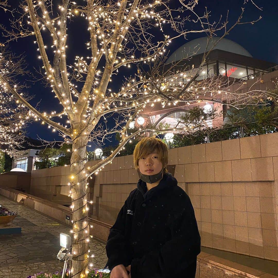 きんふんぱーりーのインスタグラム：「男2人でなにやってたんだろ…」