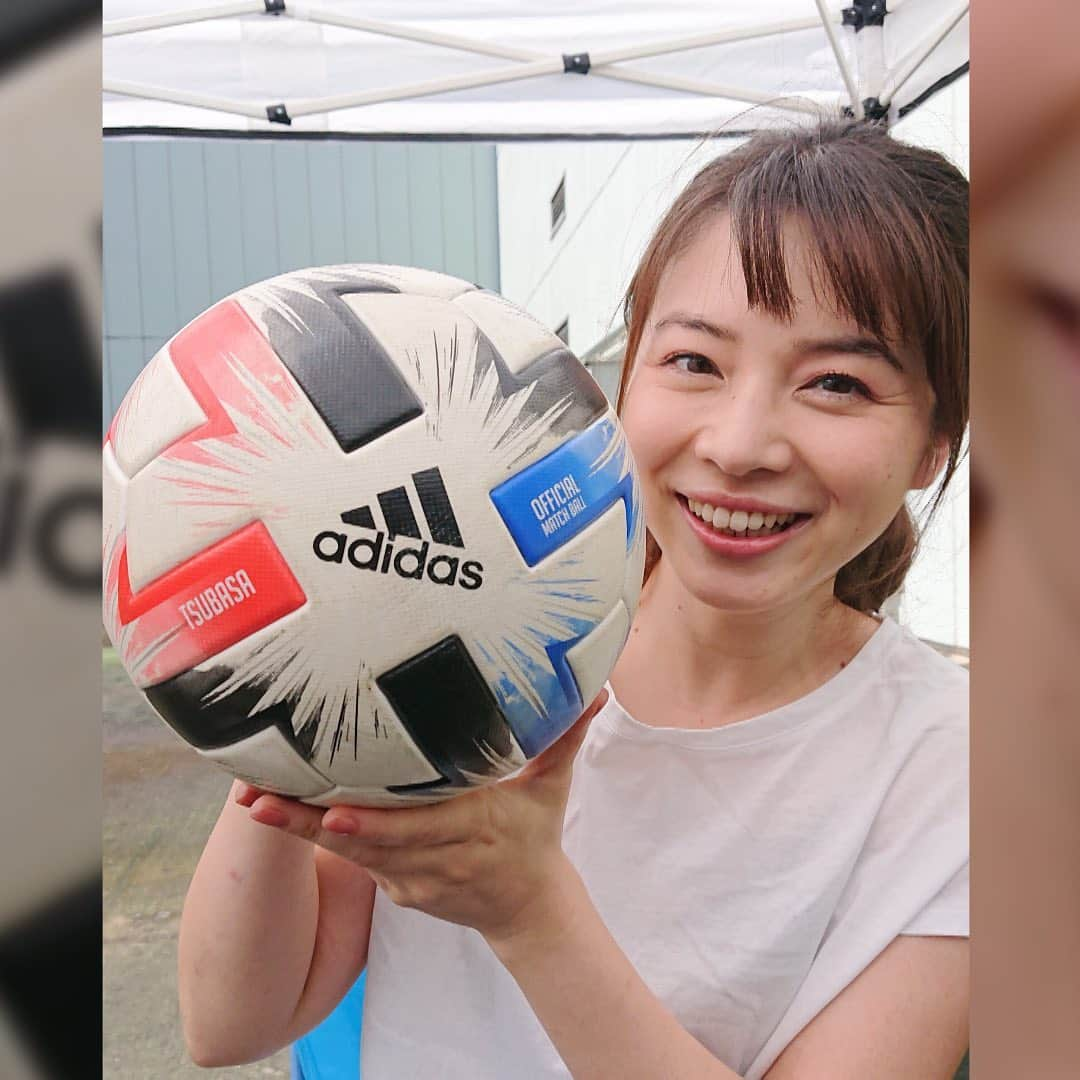 TBSアナウンサー公式さんのインスタグラム写真 - (TBSアナウンサー公式Instagram)「. ⚽スパサカInstagram企画⚽  リフティングチャレンジ‼️ 第２２回は「はやドキ」などを担当している ⚡皆川玲奈アナウンサー⚡ . リフティングに初挑戦しました！ 挑戦するからには練習しようと思い 夏の日の夕方、コツコツとやってました⚽️ おかげで近所の方に「できるようになった？😊」と声もかけて頂き、 チャレンジする楽しさを感じました🎵 . 👇👇👇👇👇👇👇👇👇👇👇﻿ リフティング動画とプレゼント企画は﻿ スーパーサッカー公式Instagramでご覧ください！﻿@tbs_super_soccer . #スーパーサッカー#スパサカ#リフティングチャレンジ #上村彩子#渡部峻#田村真子#国山ハセン#篠原梨菜#良原安美#喜入友浩#山形純菜#山本里菜#宇内梨沙#小林廣輝#杉山真也#宇賀神メグ#小林由未子#熊崎風斗#伊東楓#近藤夏子#伊藤隆佑 #プレゼント企画」1月13日 12時02分 - tbs_annogram