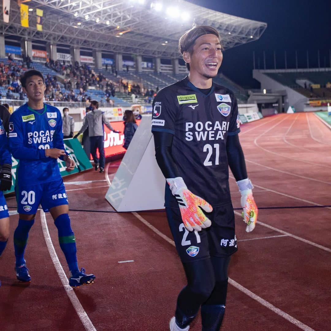 徳島ヴォルティスさんのインスタグラム写真 - (徳島ヴォルティスInstagram)「#上福元直人 選手と2021シーズンの契約を更新しました✨🎉﻿ 今シーズンも共に戦おう🔥﻿ ﻿ 『いかなる時も心を燃やし、一喜一憂せず、謙虚に、仲間そしてヴォルティスを支えて下さる全ての皆様と協力して戦い抜いていきます。』﻿ ﻿ #徳島ヴォルティス #ヴォルティス #vortis #wearevortis #lovevortis #徳島 #football #サッカー」1月13日 12時08分 - tokushima_vortis