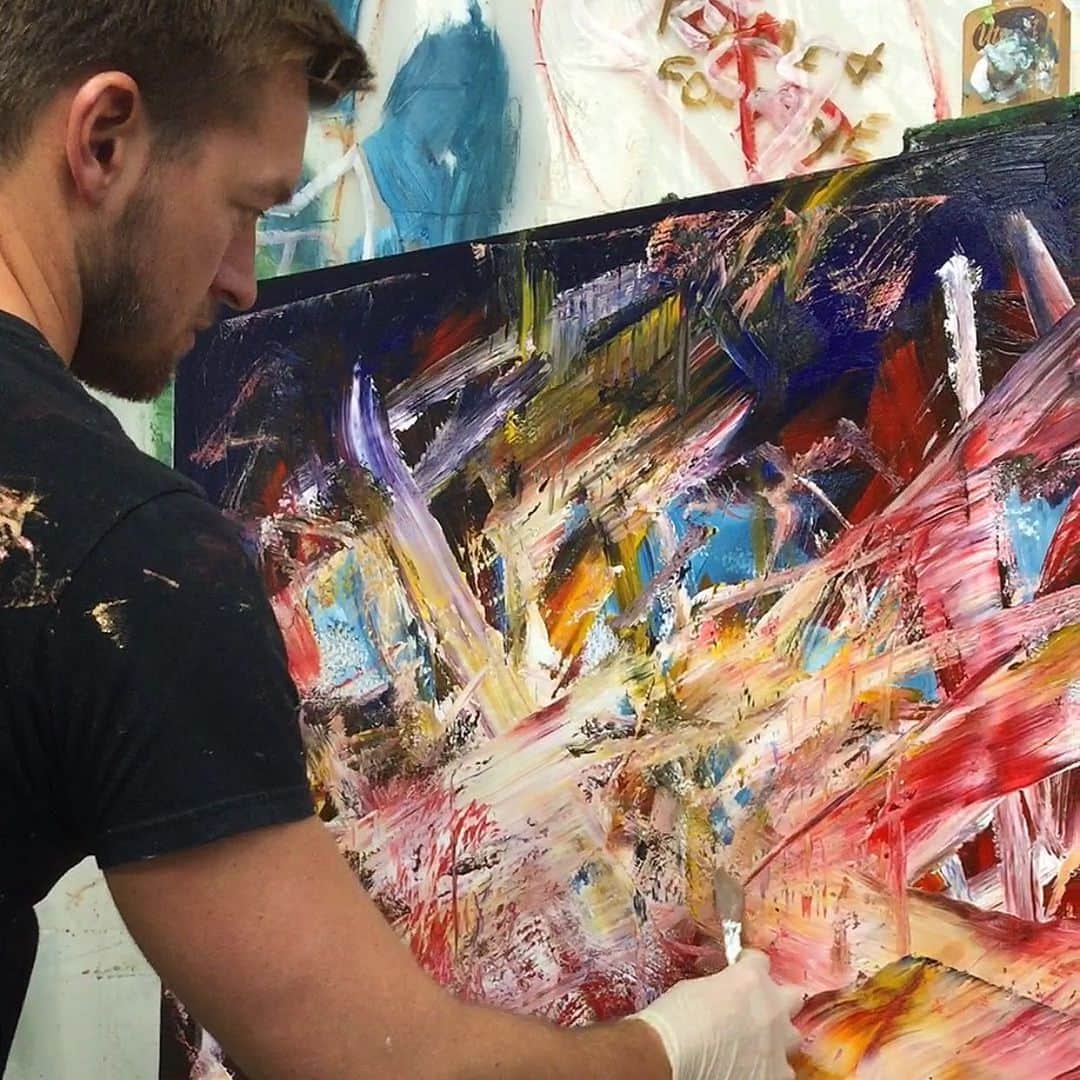 Derek Kaplanのインスタグラム：「Crackling of paint ....」