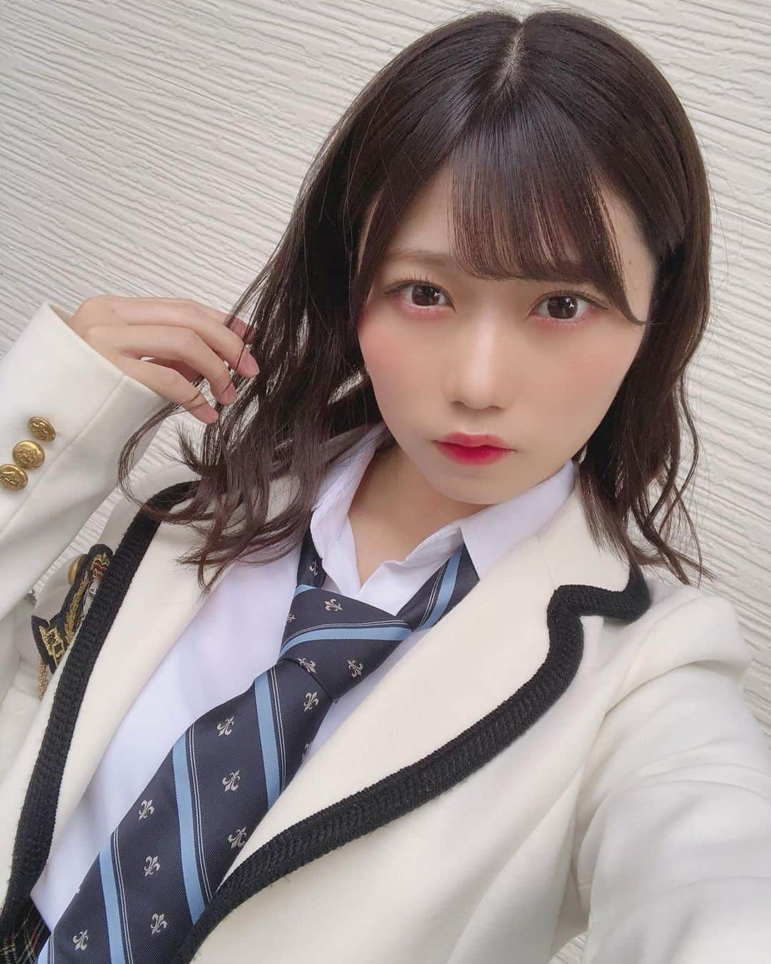 菖蒲まりんさんのインスタグラム写真 - (菖蒲まりんInstagram)「✧ ﻿ .﻿ #NMB48の麻雀てっぺんとったんで！﻿ 初地上波CM1回目の放送が終了致しました🀄✨﻿ ﻿ 〝ネオ勝負系アルケミスト菖蒲まりん〟  テレビに大画面で映る自分に感動しました😭💓﻿ ﻿ 次回は1/18(月) ワールドビジネスサテライトさんの番組中に流れます📺♩﻿ ﻿ テレビ東京﻿ テレビ大阪﻿ テレビ愛知﻿ テレビせとうち﻿ テレビ北海道﻿ TVQ九州放送﻿ ﻿ で見ることが出来ますので是非チェックしてください！！﻿ .﻿ ﻿ #麻雀 #nmb48の麻雀てっぺんとったんで #CM #制服 #仕掛けるよ #アイドル  #ネオ勝負系アルケミスト #NMB48 #菖蒲まりん ﻿ ﻿ .﻿ ✧﻿ ﻿」1月13日 12時28分 - marin_nonfic