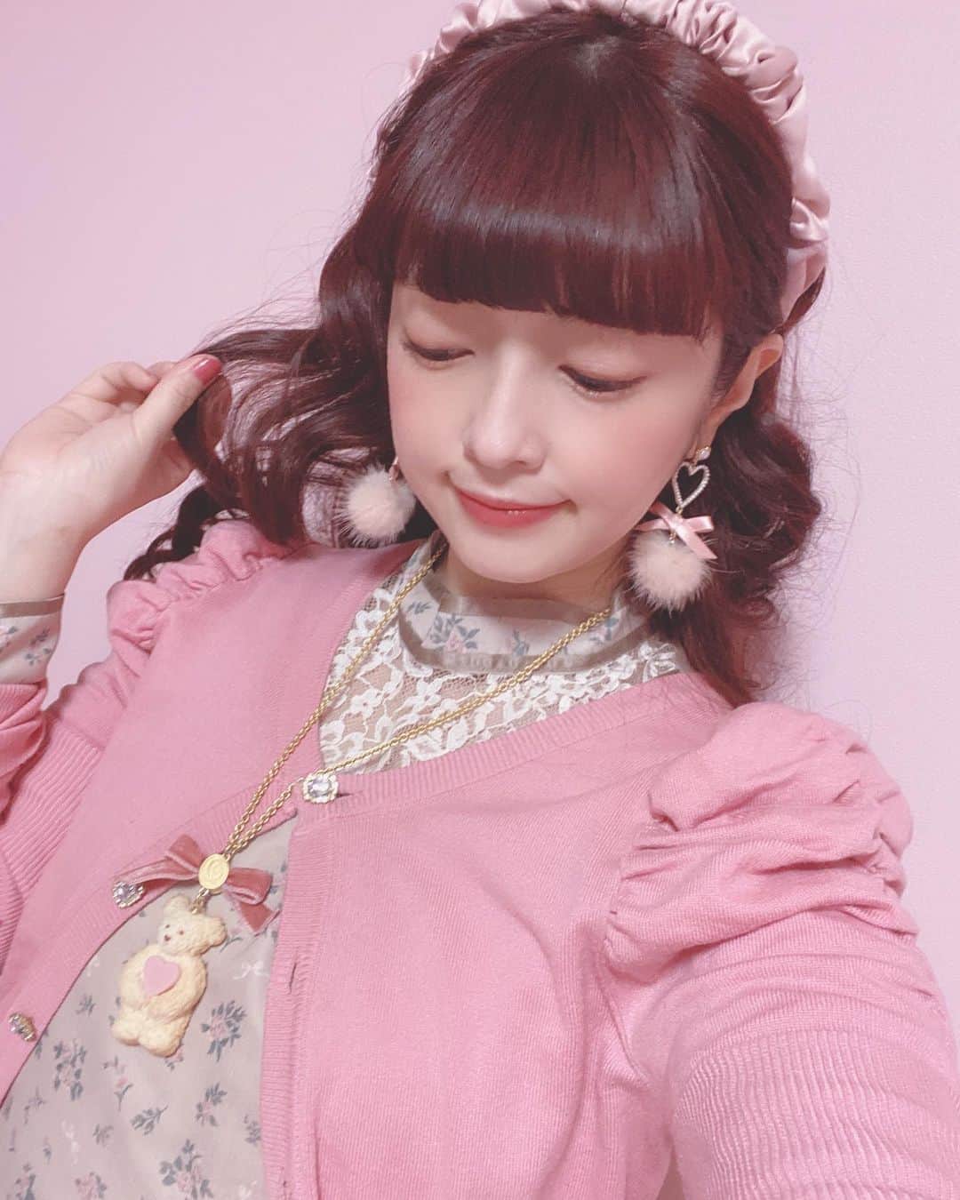 青木美沙子さんのインスタグラム写真 - (青木美沙子Instagram)「今日のみさこーで💓 やっぱり、ピンク❣️が大好き タグ付け🏷してるから見てね💓」1月13日 13時01分 - misakoaoki