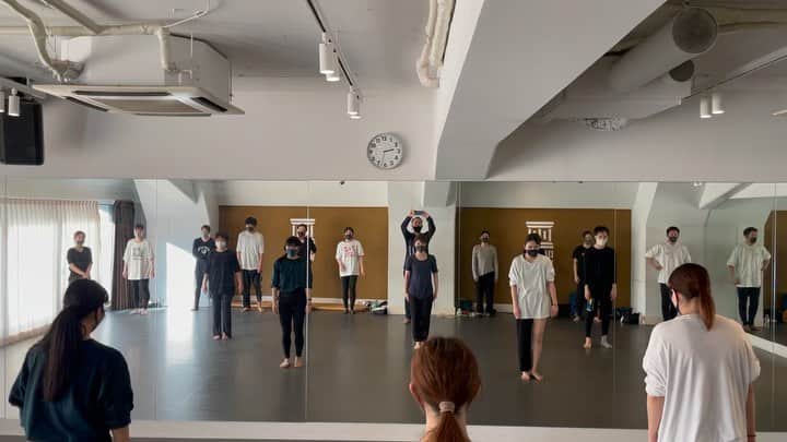 黒須洋壬のインスタグラム：「黒須洋嗣 JAZZ CLASS(sub) 2021.Jan.13 @danceworks_jpn  @xross #あなた @kuma_power  #mask #dance #jazzdance  #tokyo #japan」