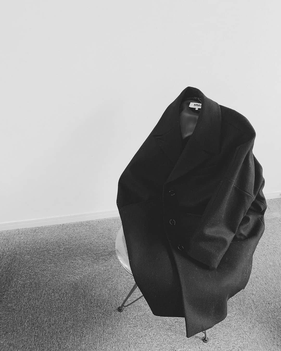 森摩耶さんのインスタグラム写真 - (森摩耶Instagram)「いっぱい着るとその分傷むから、大事な日だけにしようと思うけど、そもそも大事な日って何。　#mm6」1月13日 15時28分 - maya_mori