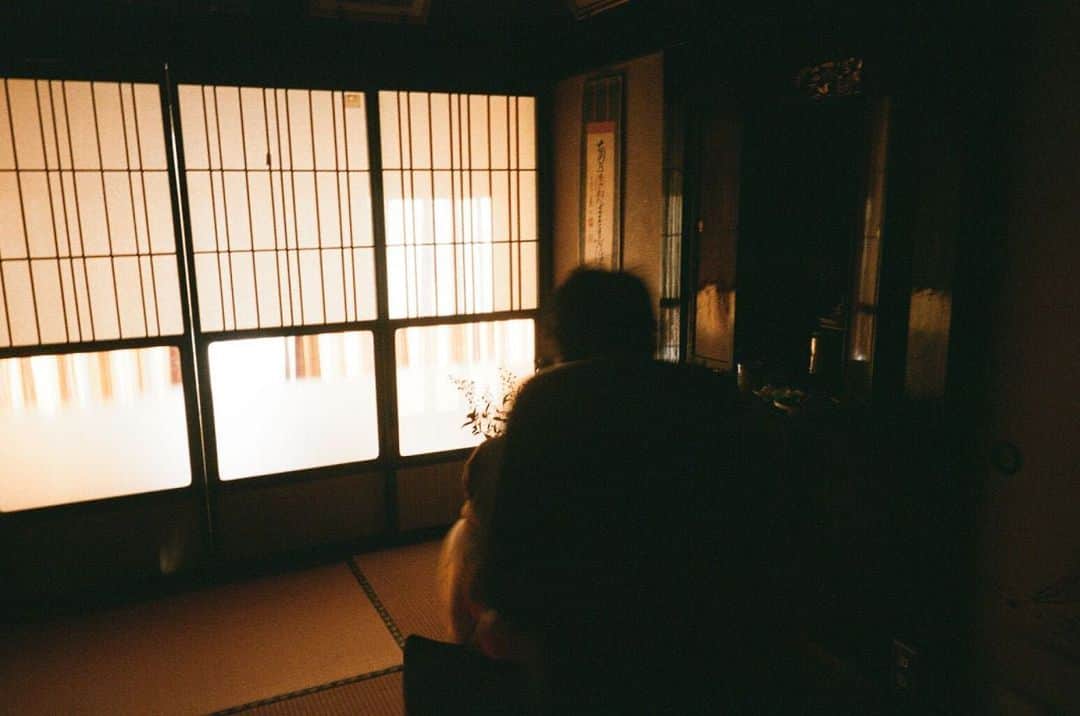 黒河内真衣子さんのインスタグラム写真 - (黒河内真衣子Instagram)「#mamewindow」1月13日 17時07分 - mamekurogouchi